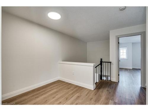 14 Olivia Place, Ancaster, ON - Indoor Photo Showing Other Room