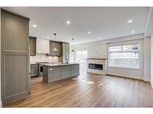 14 Olivia Place, Ancaster, ON - Indoor With Fireplace