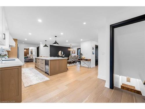 4344 No 1 Side Road, Burlington, ON - Indoor