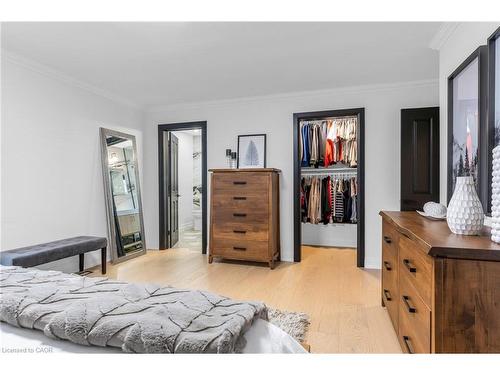 4344 No 1 Side Road, Burlington, ON - Indoor Photo Showing Bedroom