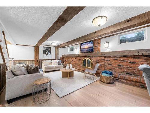 4344 No 1 Side Road, Burlington, ON - Indoor