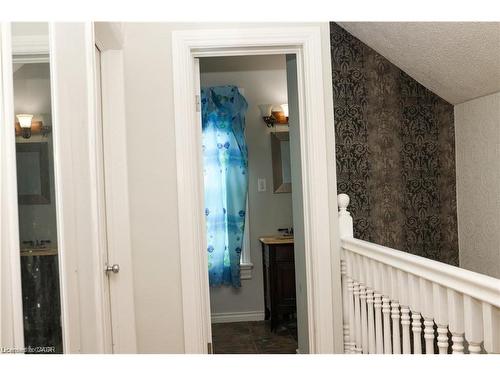88 Wellington Street N, Kitchener, ON - Indoor Photo Showing Other Room