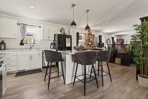 29 Hickory Hollow, Nanticoke, ON - Indoor Photo Showing Kitchen With Upgraded Kitchen