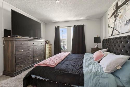 29 Hickory Hollow, Nanticoke, ON - Indoor Photo Showing Bedroom