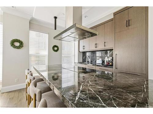 Th10-155 Caroline Street S, Waterloo, ON - Indoor