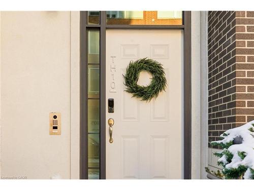 Th10-155 Caroline Street S, Waterloo, ON -  With Exterior