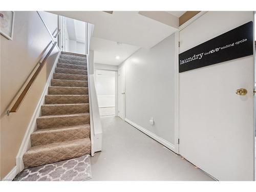 424 Benesfort Court, Kitchener, ON - Indoor Photo Showing Other Room