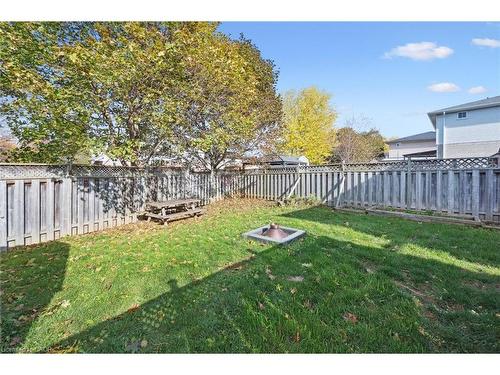 424 Benesfort Court, Kitchener, ON - Outdoor