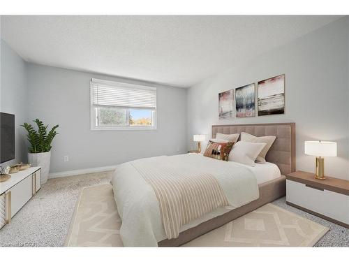 424 Benesfort Court, Kitchener, ON - Indoor Photo Showing Bedroom