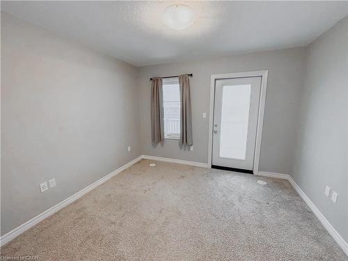 96 Oat Lane, Kitchener, ON - Indoor Photo Showing Other Room