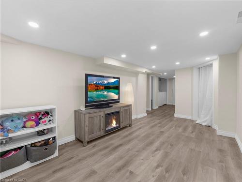 114 Burton Street, Hamilton, ON - Indoor