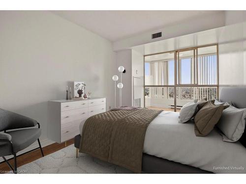 2212-4470 Tucana Court, Mississauga, ON - Indoor Photo Showing Bedroom