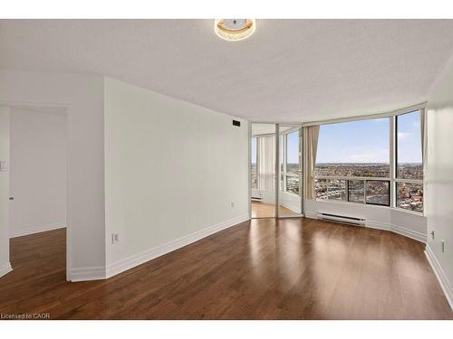 2212-4470 Tucana Court, Mississauga, ON - Indoor Photo Showing Other Room