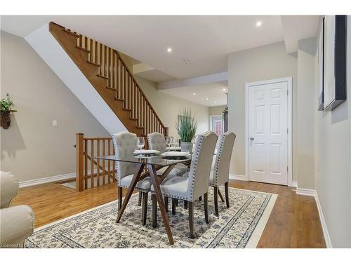 232 Wellington Street N, Hamilton, ON - Indoor Photo Showing Dining Room