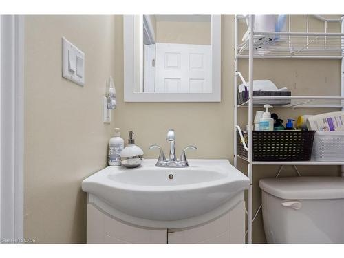 232 Wellington Street N, Hamilton, ON - Indoor Photo Showing Bathroom