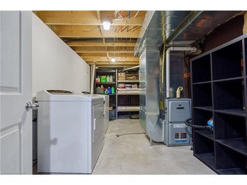 232 Wellington Street N, Hamilton, ON - Indoor Photo Showing Laundry Room