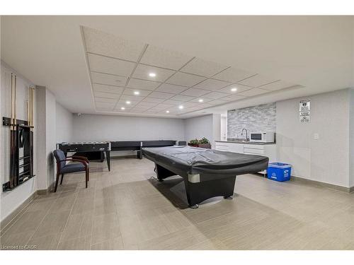 901-700 Dynes Road, Burlington, ON - Indoor Photo Showing Other Room