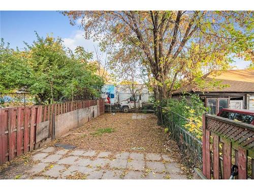 8 Leeds Street, Hamilton, ON - Outdoor