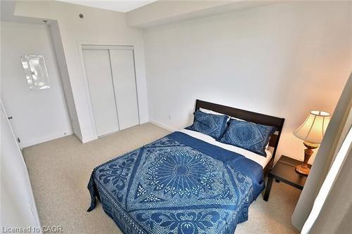 513-2486 Old Bronte Road, Oakville, ON - Indoor Photo Showing Bedroom