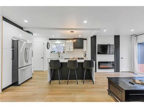 292 Woodward Avenue, Milton, ON - Indoor