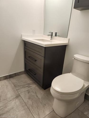 1202-2007 James Street, Burlington, ON - Indoor Photo Showing Bathroom