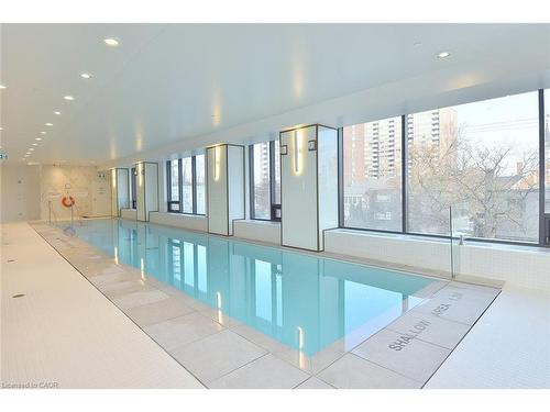 1202-2007 James Street, Burlington, ON - Indoor Photo Showing Other Room