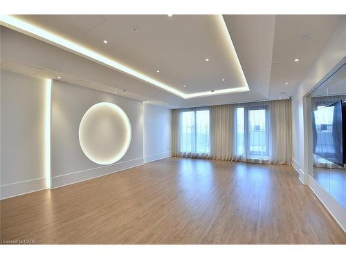 1202-2007 James Street, Burlington, ON - Indoor Photo Showing Other Room