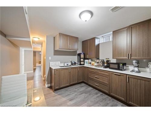 24 Macbean Crescent, Waterdown, ON - Indoor Photo Showing Kitchen