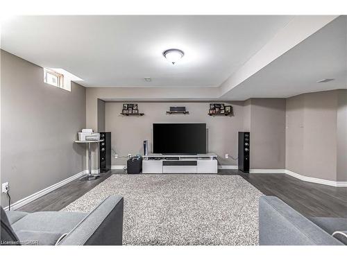 24 Macbean Crescent, Waterdown, ON - Indoor
