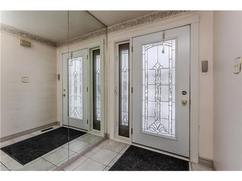 2374 Duncaster Drive, Burlington, ON - Indoor Photo Showing Other Room