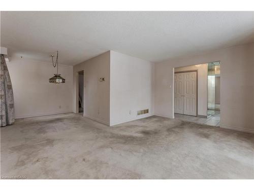 2374 Duncaster Drive, Burlington, ON - Indoor Photo Showing Garage