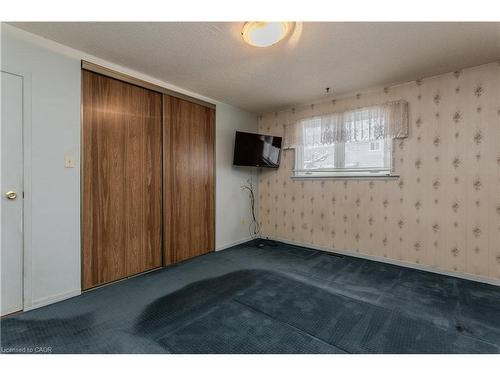 2374 Duncaster Drive, Burlington, ON - Indoor Photo Showing Other Room