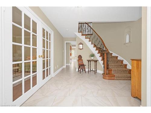 2015 Grosvenor Street, Oakville, ON - Indoor Photo Showing Other Room