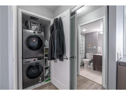 2903-225 Sherway Gardens Road, Toronto, ON - Indoor Photo Showing Laundry Room