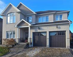 77 Eaglecrest Street  Kitchener, ON N2K 4K1
