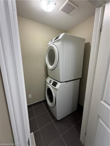 115 Bilanski Farm Road, Brantford, ON - Indoor Photo Showing Laundry Room