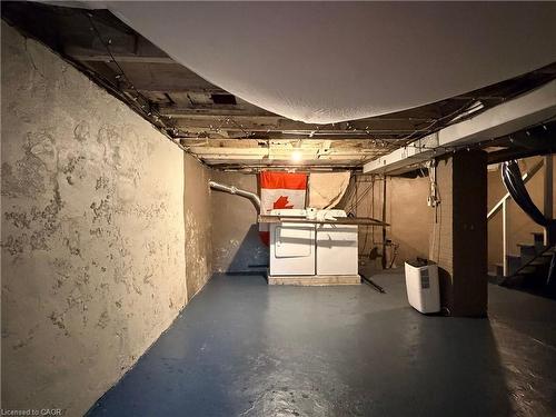 Lower-254 Emerald Street N, Hamilton, ON - Indoor Photo Showing Basement