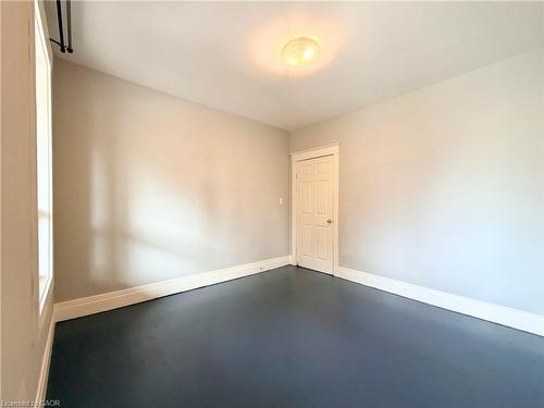 Lower-254 Emerald Street N, Hamilton, ON - Indoor Photo Showing Other Room