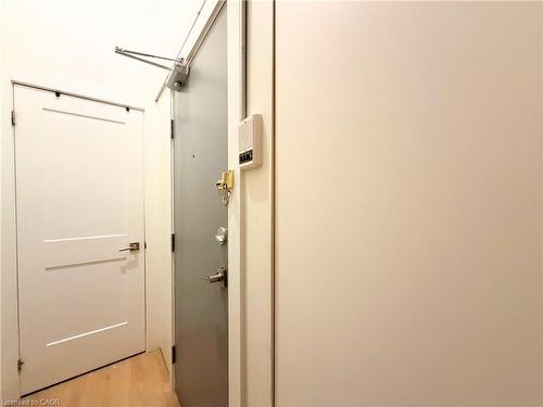 4-185 King Street E, Hamilton, ON - Indoor Photo Showing Other Room