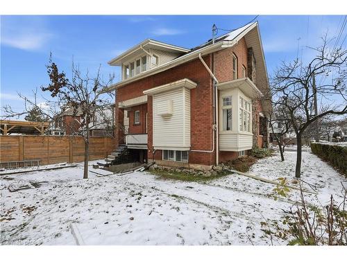 110 Houghton Avenue S, Hamilton, ON - Outdoor