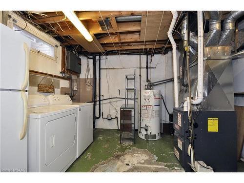 79 Gail Street, Cambridge, ON - Indoor Photo Showing Other Room