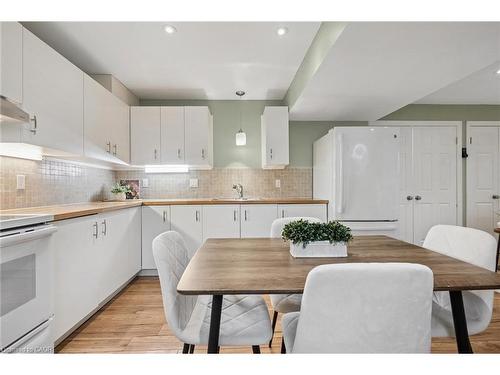 60A Eastview Road, Guelph, ON - Indoor Photo Showing Dining Room