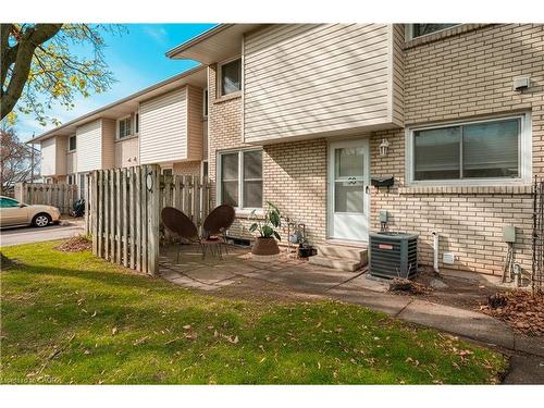 50-151 Parnell Road, St. Catharines, ON - Outdoor