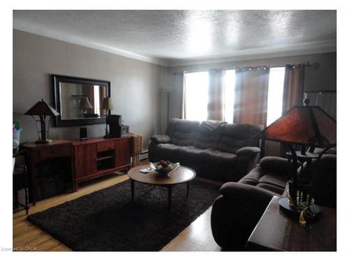 981 Mohawk Road E, Hamilton, ON 