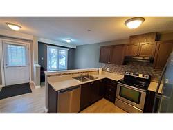 47-10 Foxglove Crescent  Kitchener, ON N2E 0E1