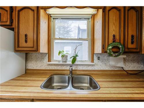 145 Hope Street E, Tavistock, ON - Indoor Photo Showing Kitchen With Double Sink