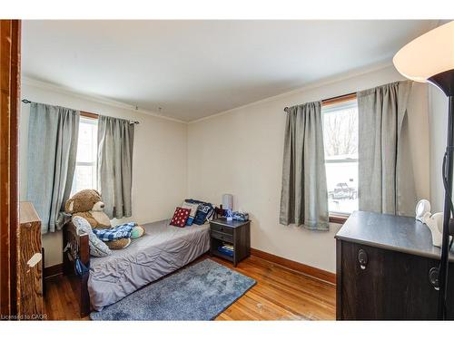 145 Hope Street E, Tavistock, ON - Indoor Photo Showing Bedroom
