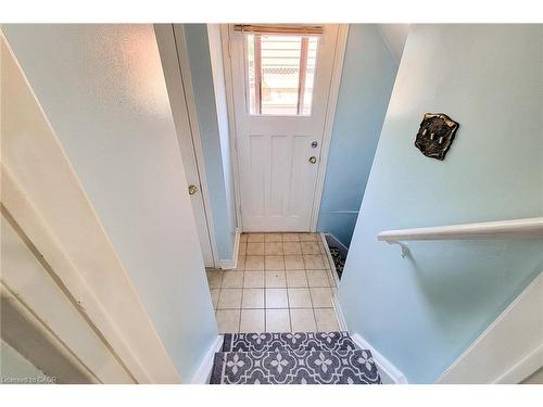4433 Meadowvale Drive, Niagara Falls, ON - Indoor Photo Showing Other Room