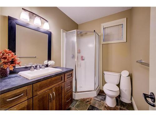 431 Deer Ridge Drive, Kitchener, ON - Indoor Photo Showing Bathroom
