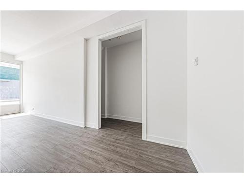 1127 Main Street E, Hamilton, ON 